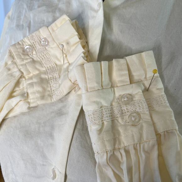 Vintage Nantucket Pintuck Blouse – 1980s Edwardian Style Cotton Top, Size 8 - Picture 10 of 16